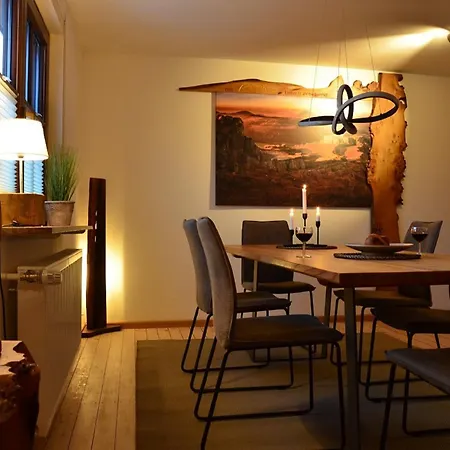 Vey'nes & Vey'ne Ehrenberg (Hessen)