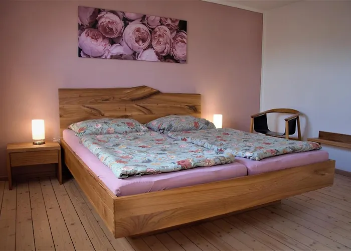 Vey'nes & Vey'ne Apartment