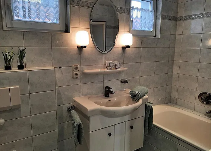 Vey'nes & Vey'ne Ehrenberg (Hessen)